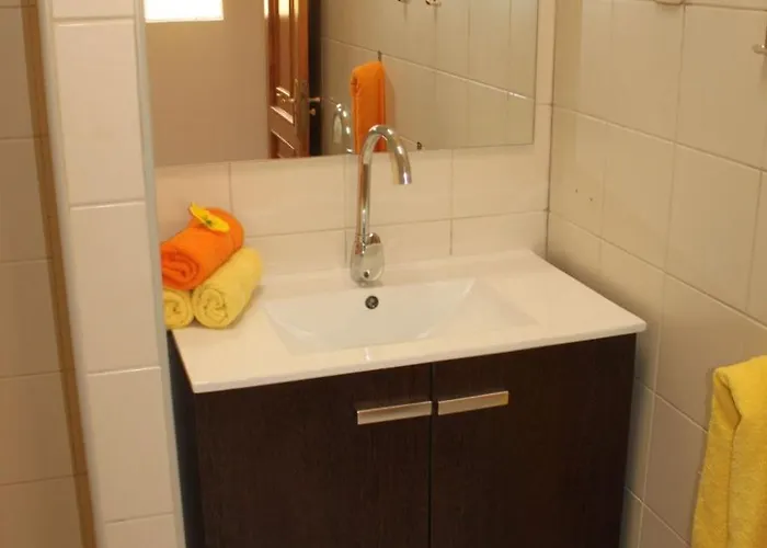 Liebevoll Eingerichtetes Calima Amarilo By Interhome *