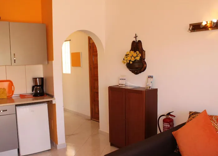 Liebevoll Eingerichtetes Calima Amarilo By Interhome